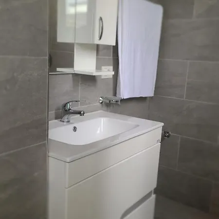 Home Inn Apartaments Appartement