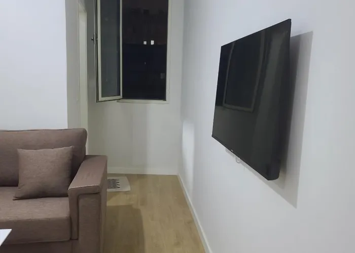 Home Inn Apartaments דירה *