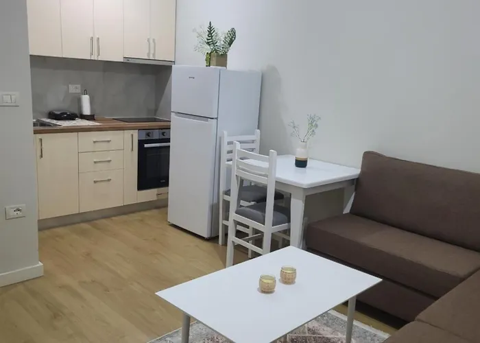 Home Inn Apartaments * טיראנה