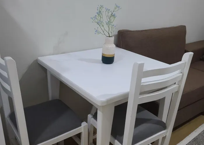 Home Inn Apartaments