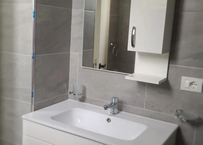 דירה Home Inn Apartaments טיראנה