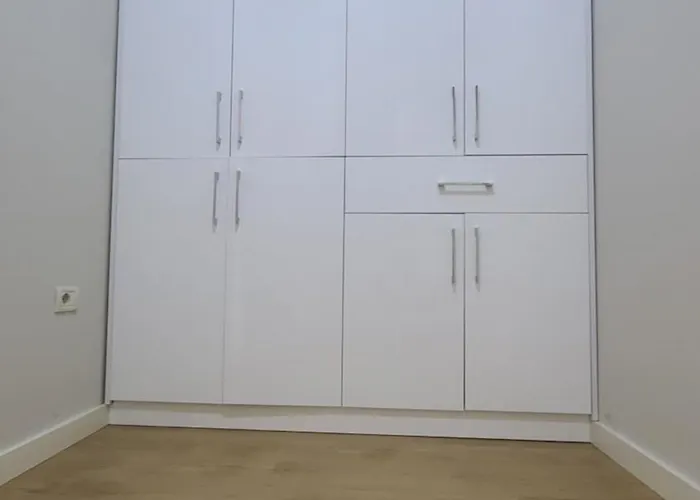 Home Inn Apartaments דירה טיראנה